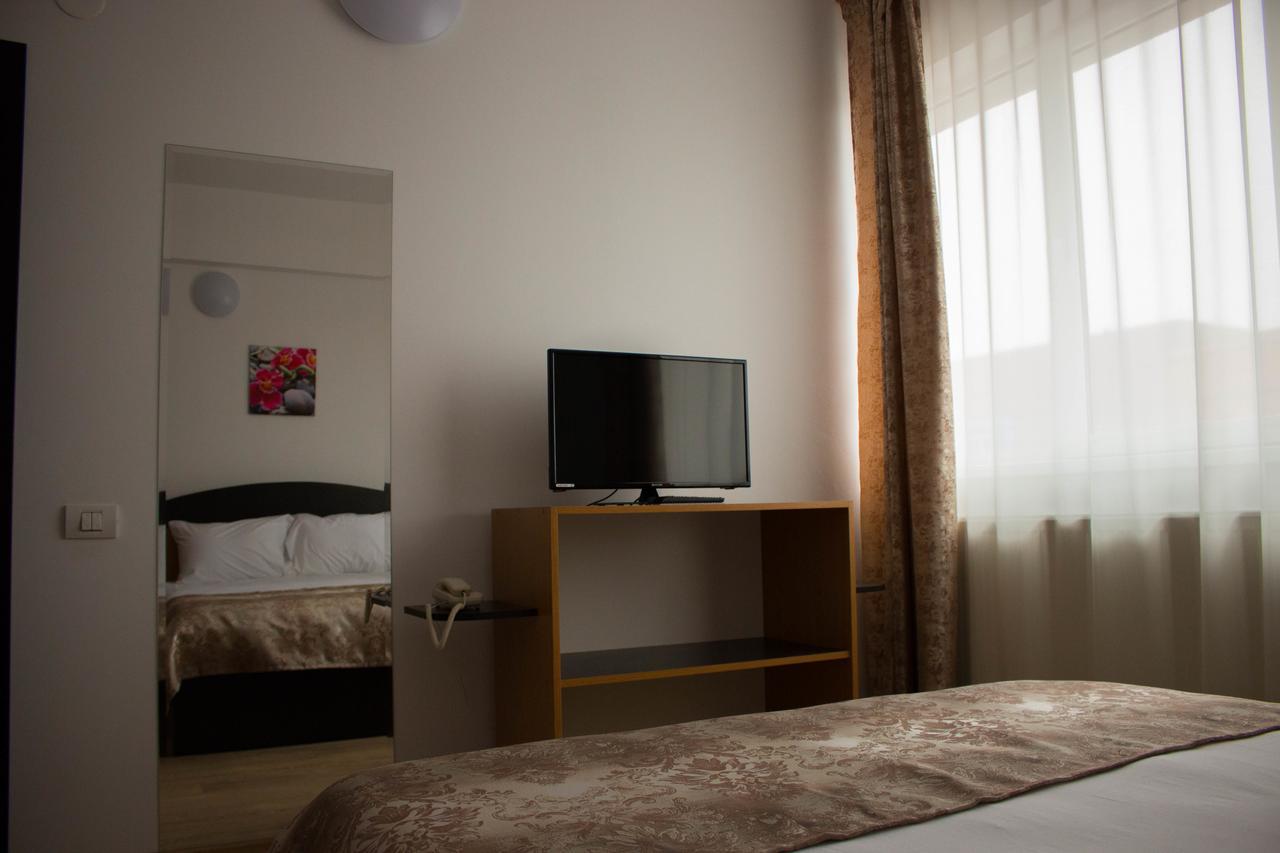 Rent Room N&S 이아시 외부 사진